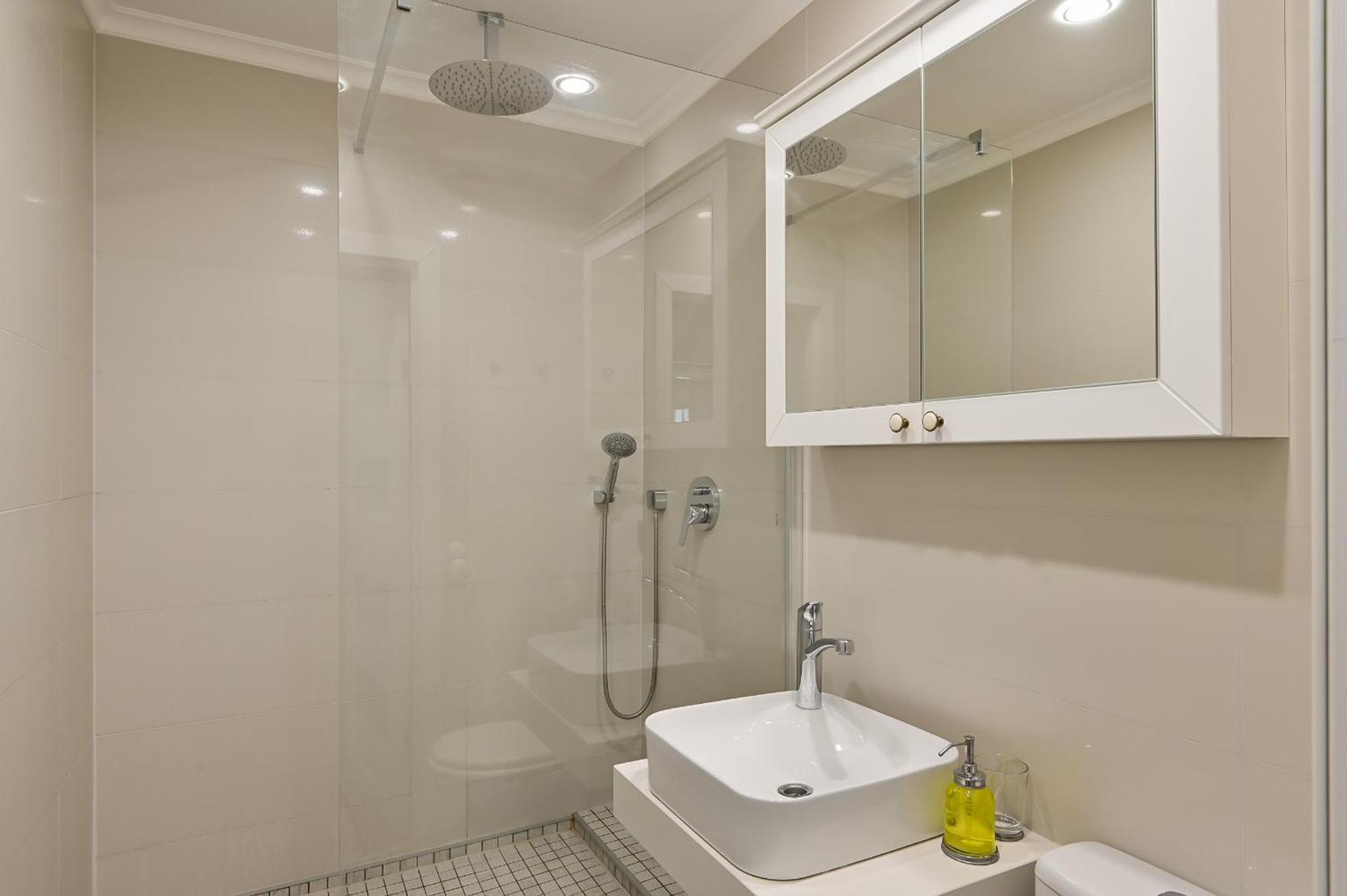 Dzīvoklis Quiet Loft With Free Parking